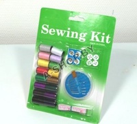 Набор ниток Sewing Kit 26 предметов Набор ниток Sewing Kit 26 предметов